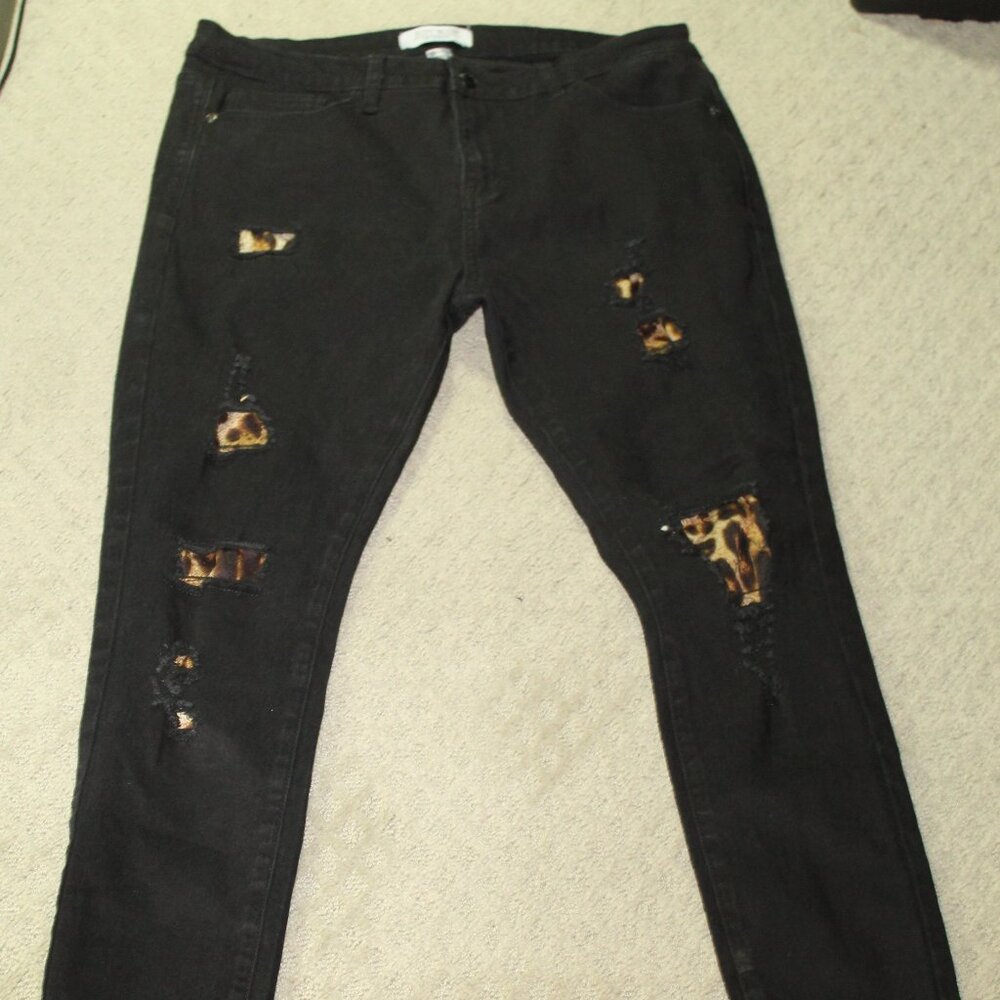 Judy Blue Jeans Leopard Patch Black Skinny Jeans 82168 - Size 15/32